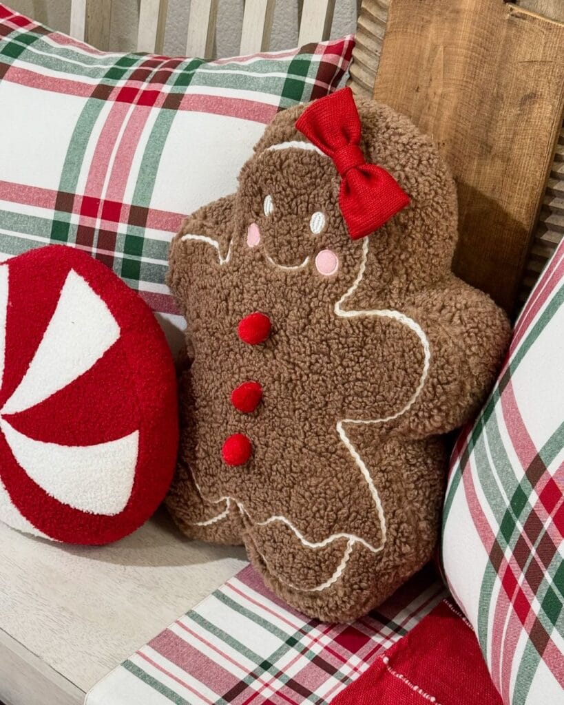 gingerbread man throw cushion pillow